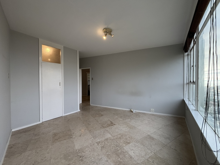 To Let 2 Bedroom Property for Rent in Vredehoek Western Cape